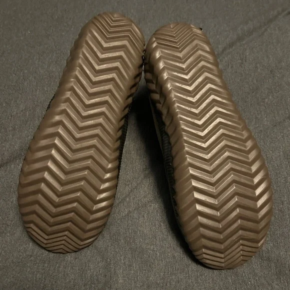 NWT Sorel Women's Out and About Plus Ankle Boots (9) - Picture 4 of 6